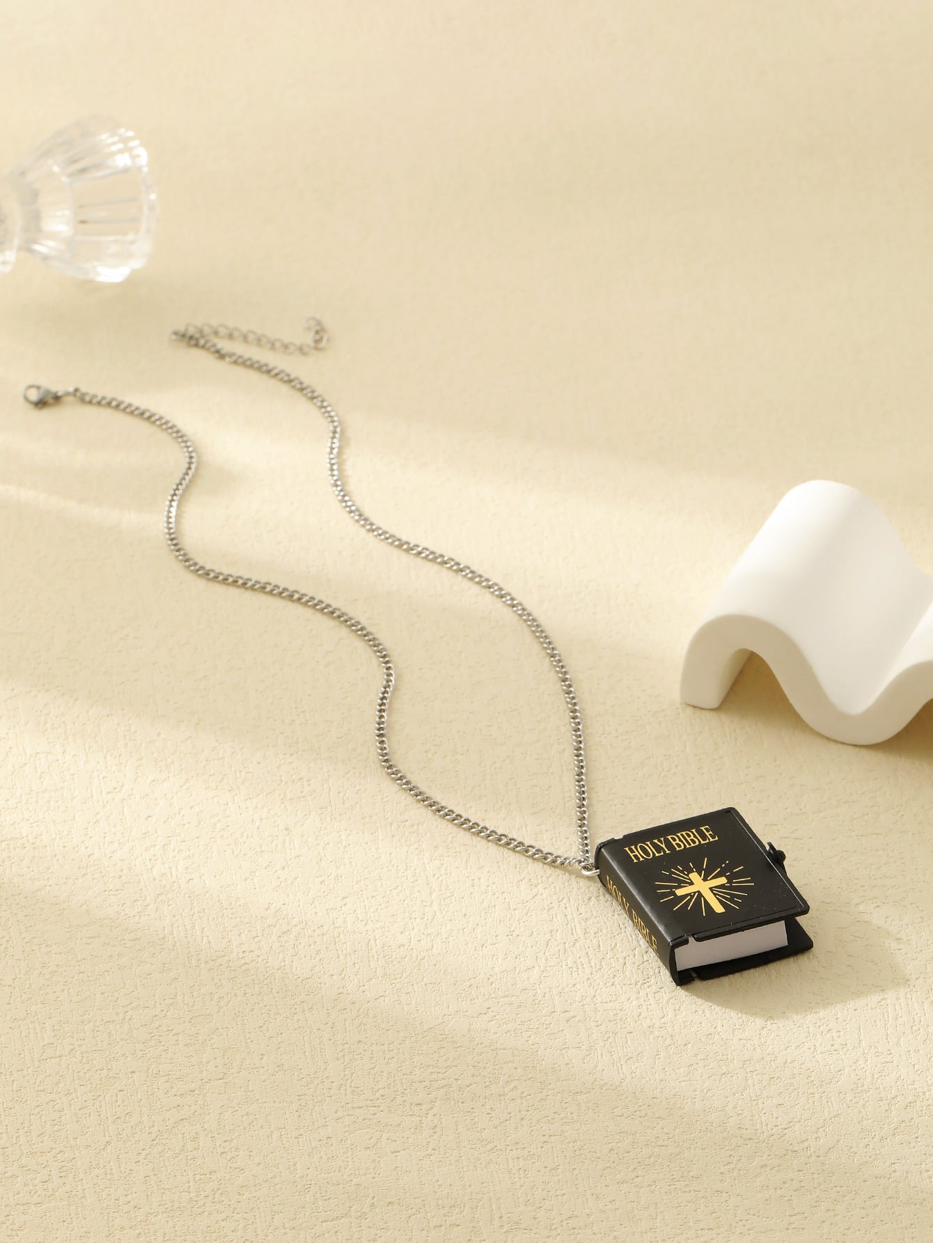 Wholesale stainless steel gold Bible cross necklace gift ladies jewelry